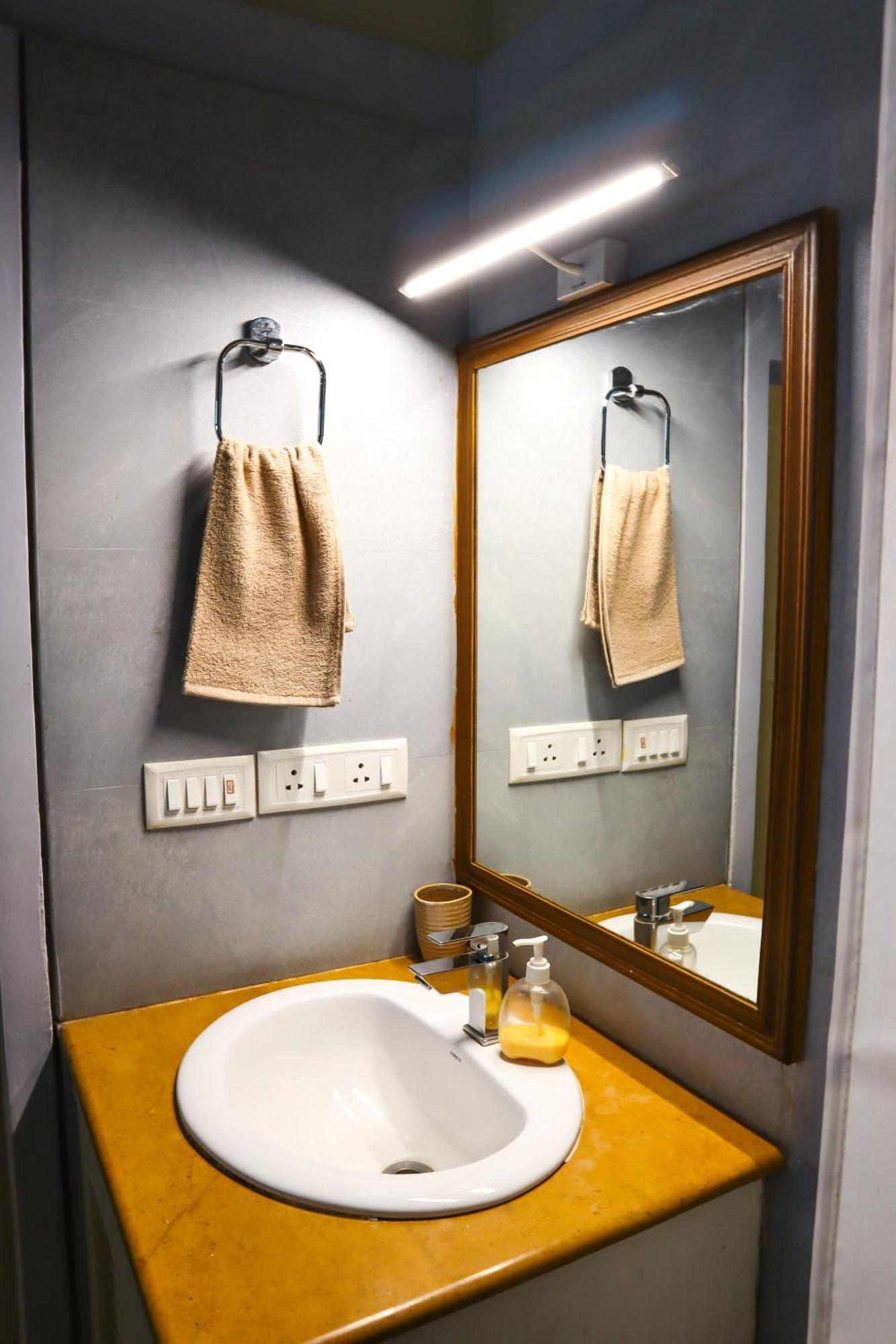5/4 - Calcutta'S Freshest Bnb Quarto foto